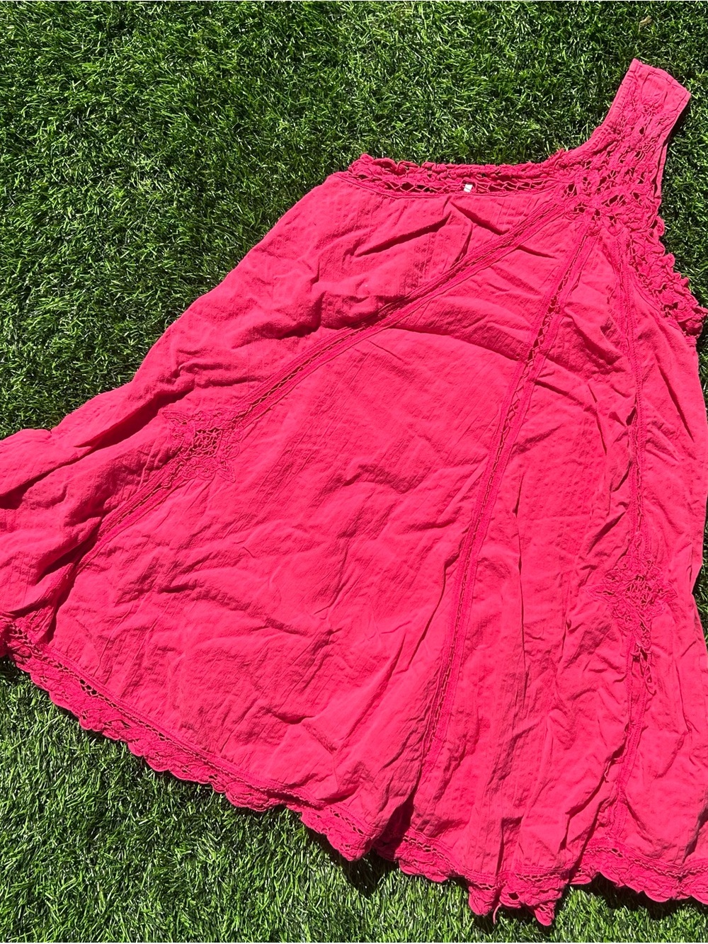 Women’s Pink One-Shoulder Lace-Trim Tank Top